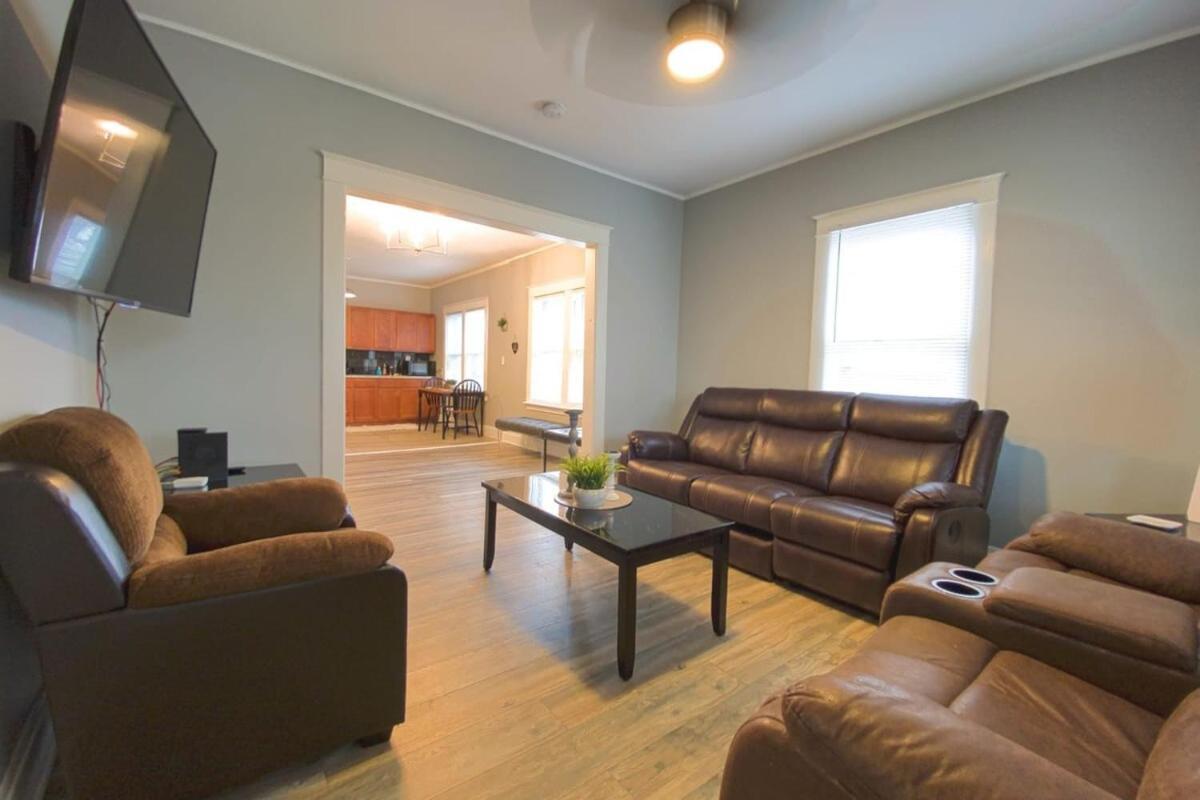Large 6Br, 2 Bath In Καταρράκτες του Νιαγάρα Εξωτερικό φωτογραφία