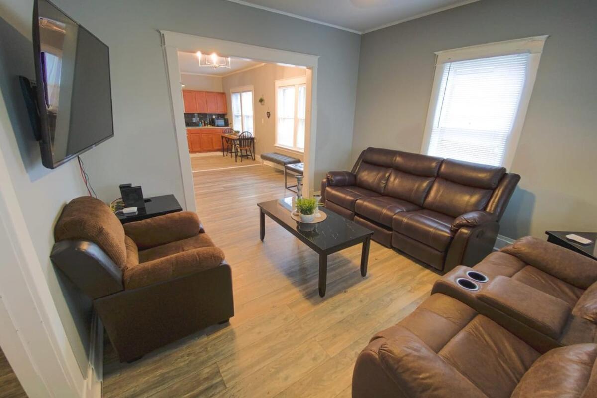 Large 6Br, 2 Bath In Καταρράκτες του Νιαγάρα Εξωτερικό φωτογραφία