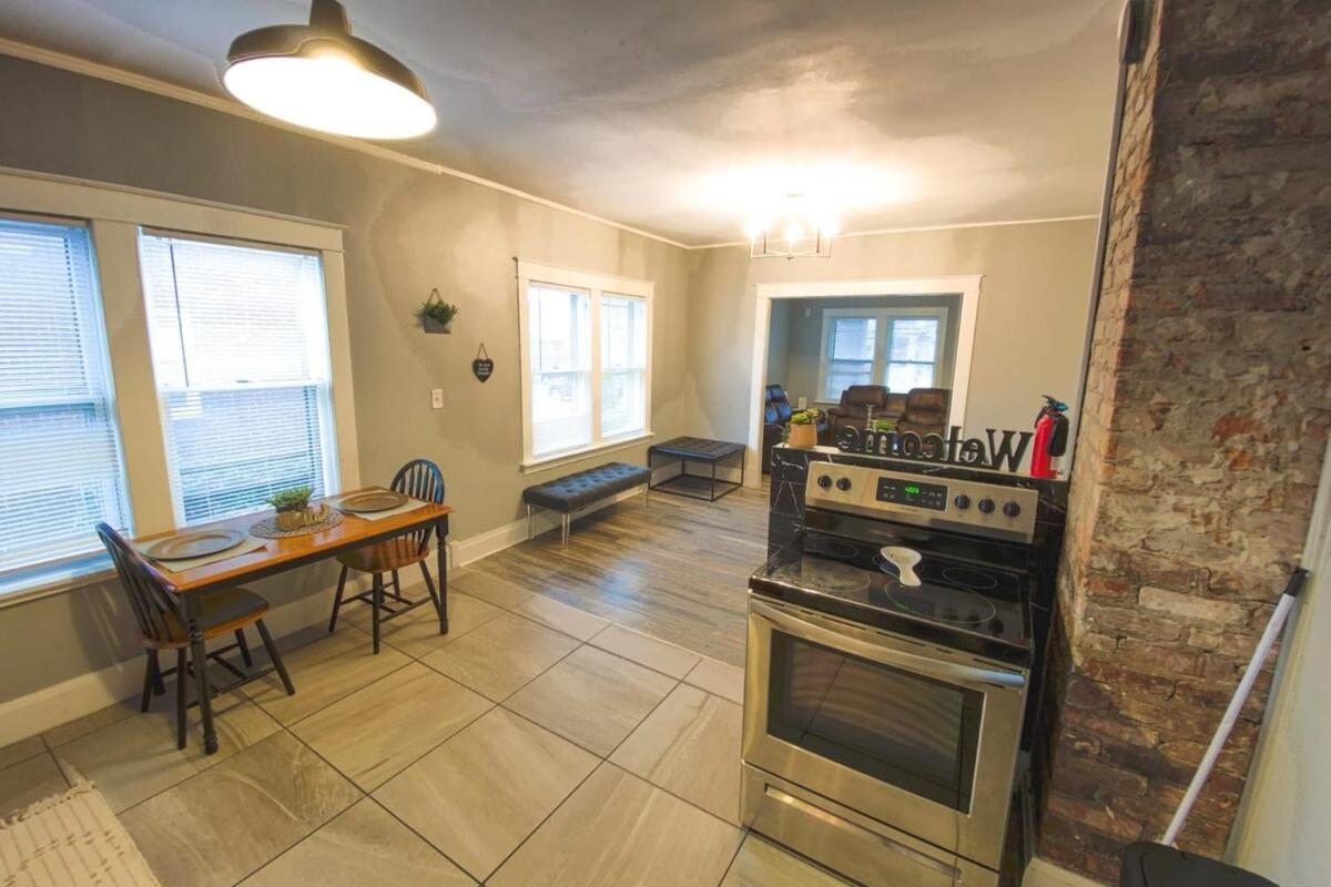 Large 6Br, 2 Bath In Καταρράκτες του Νιαγάρα Εξωτερικό φωτογραφία
