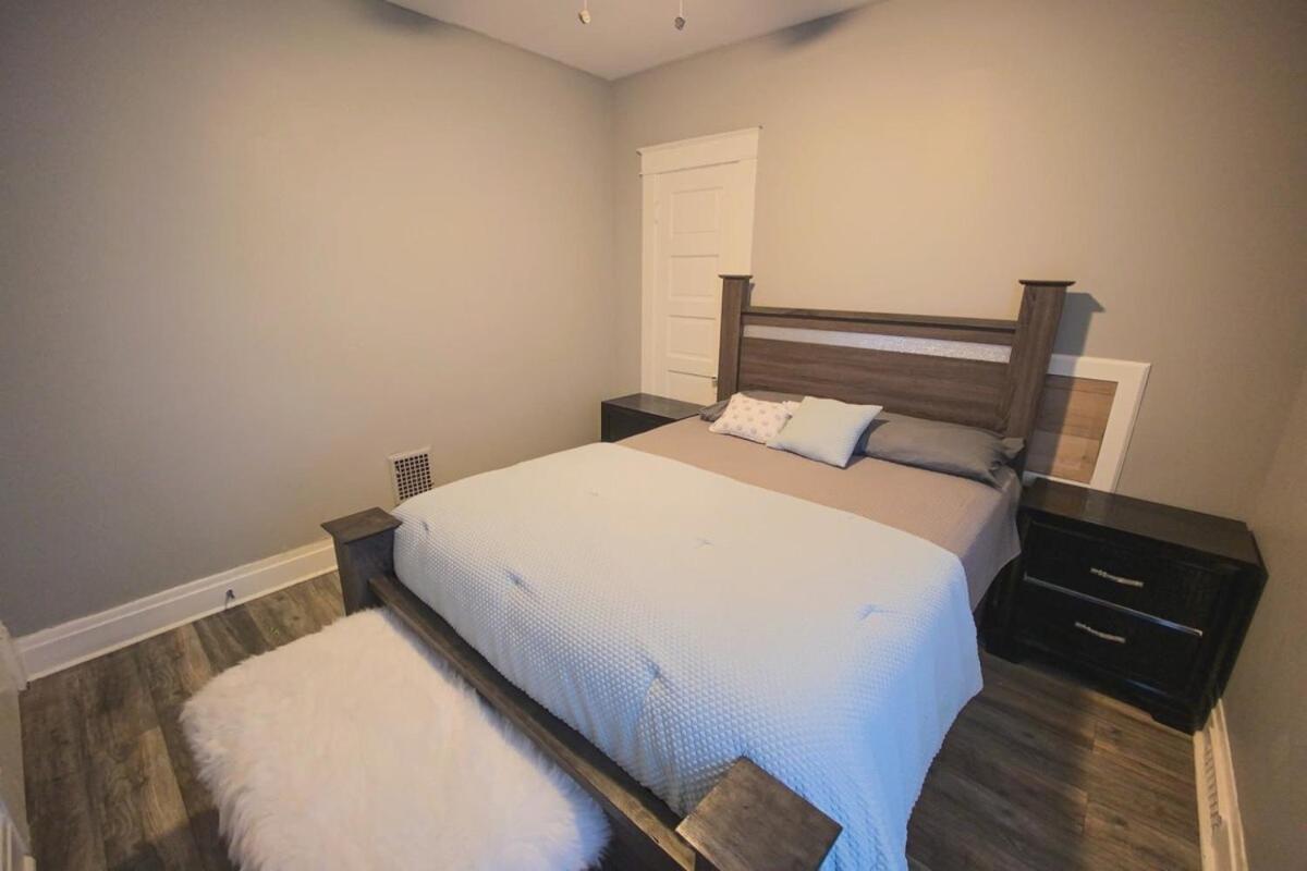 Large 6Br, 2 Bath In Καταρράκτες του Νιαγάρα Εξωτερικό φωτογραφία
