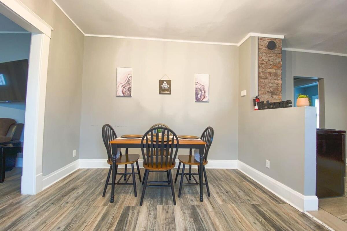 Large 6Br, 2 Bath In Καταρράκτες του Νιαγάρα Εξωτερικό φωτογραφία