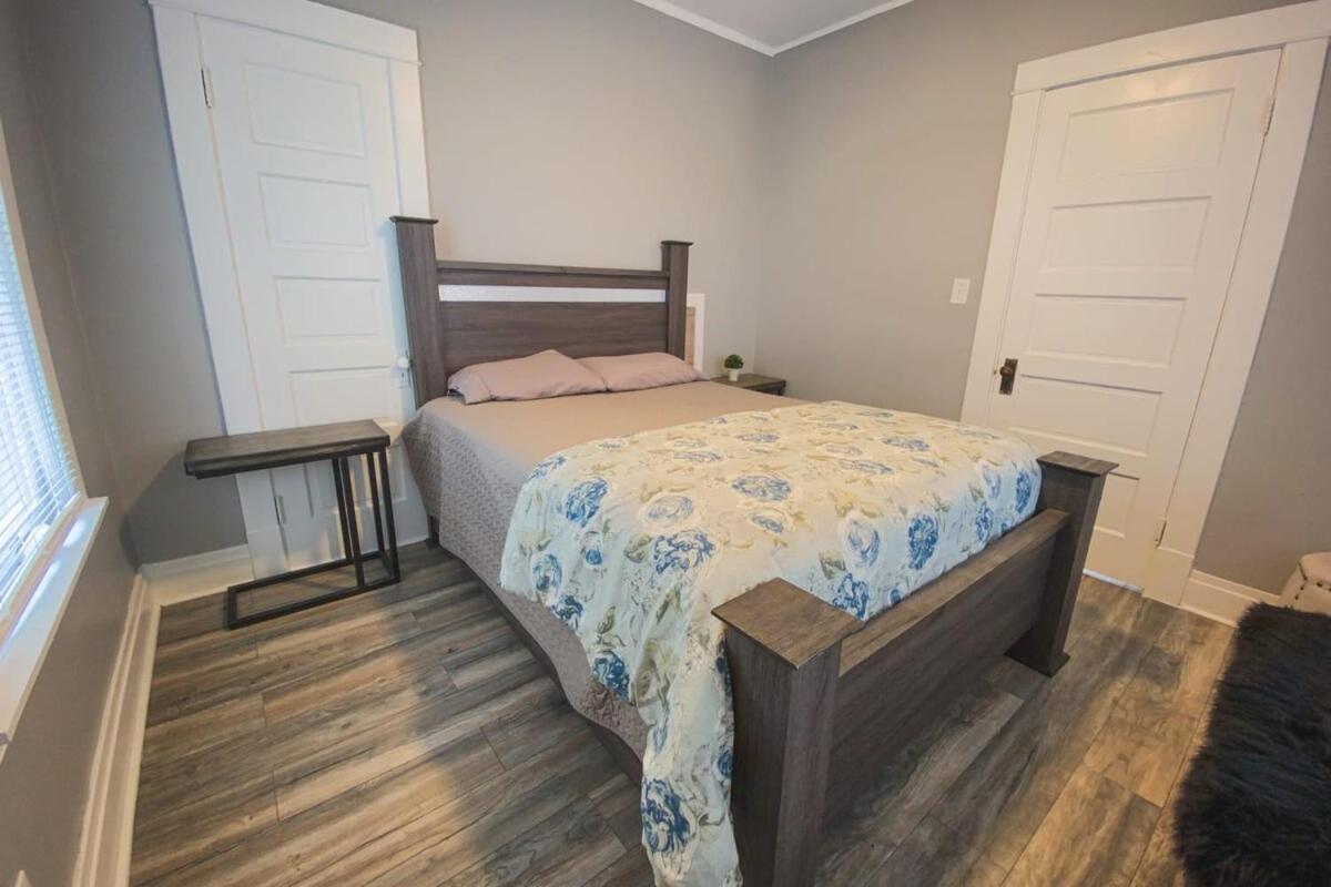 Large 6Br, 2 Bath In Καταρράκτες του Νιαγάρα Εξωτερικό φωτογραφία