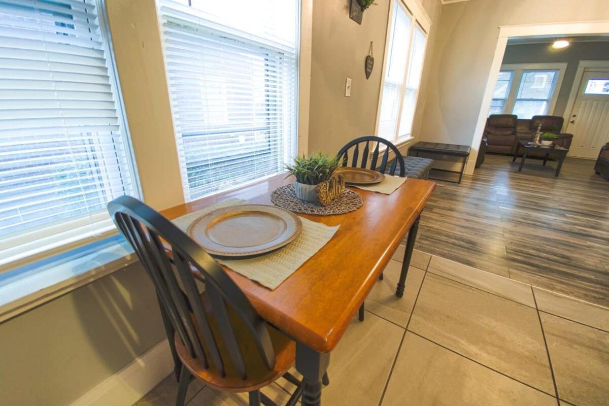 Large 6Br, 2 Bath In Καταρράκτες του Νιαγάρα Εξωτερικό φωτογραφία